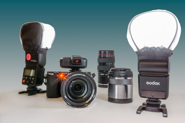 Đèn On-Camera Flash Là Gì? Những Điều Cần Biết Về Đèn On ...